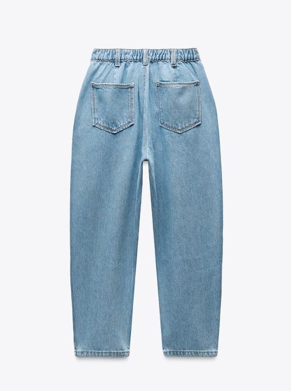 LIGHT BLUE MID-RISE TAPERED JEANS