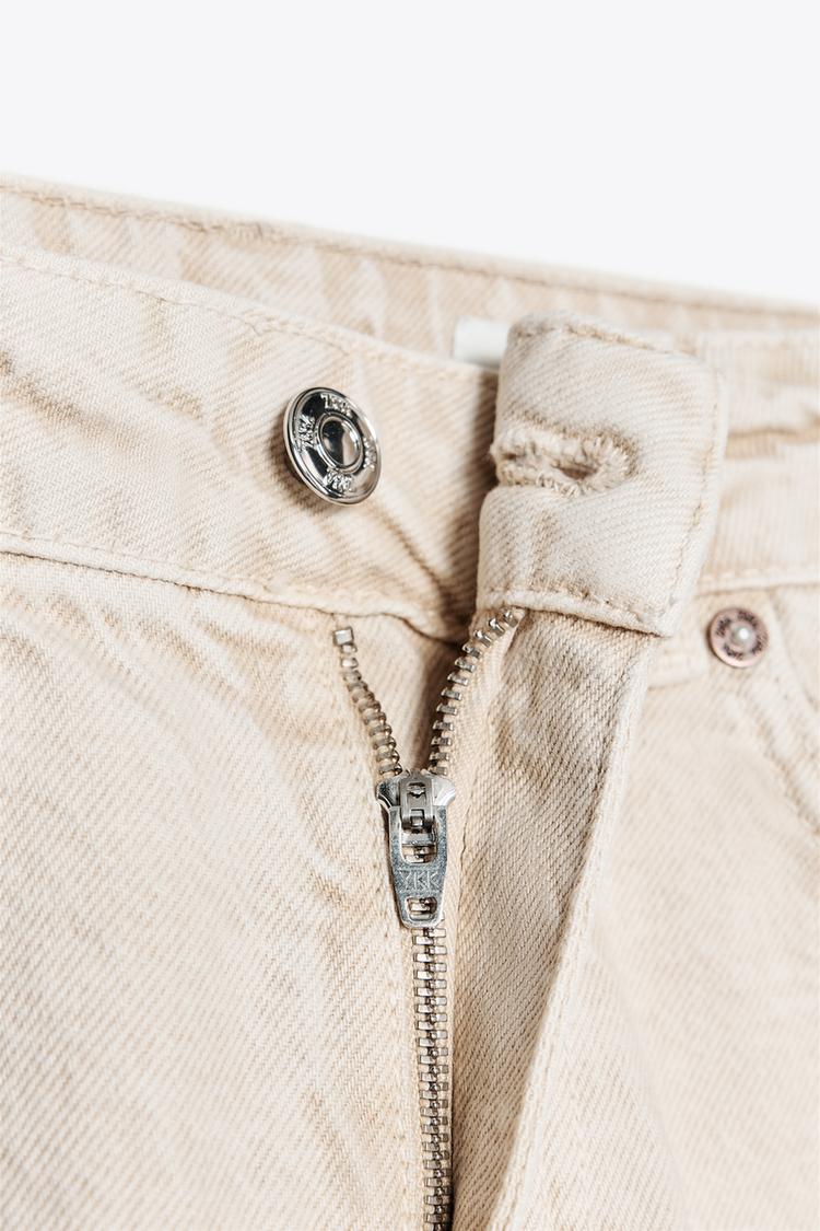 STRAIGHT BEIGE JEANS